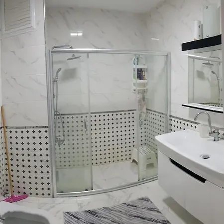 Apartment عائلية قريبة من المواصلات Istanbul